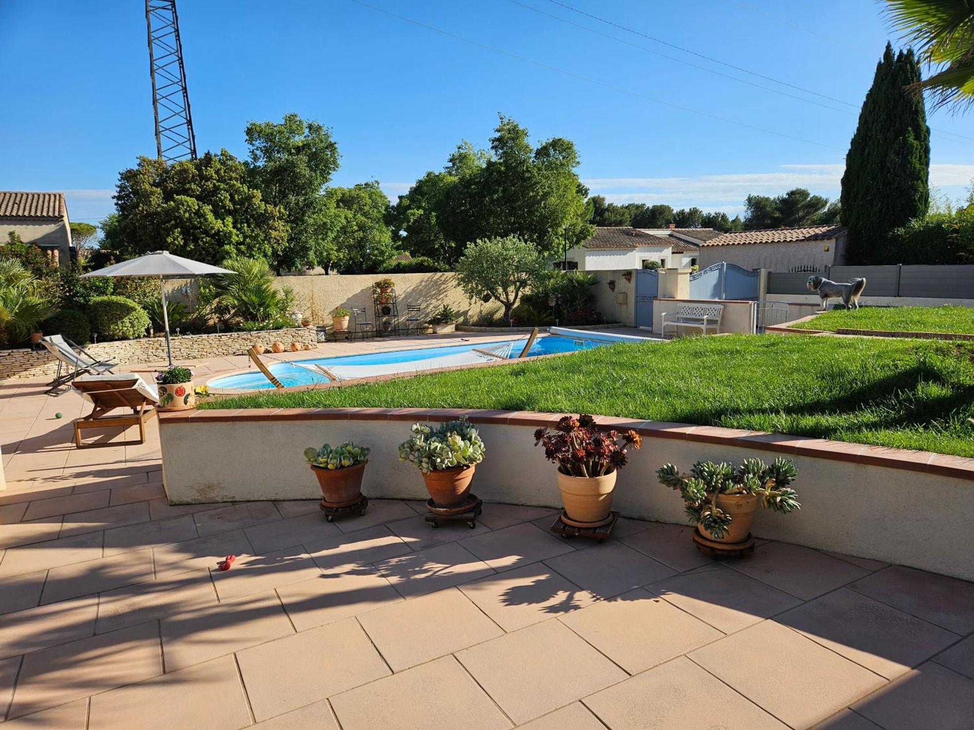 Au Pied Du Massif Des Costes Villa Pelissanne ภายนอก รูปภาพ
